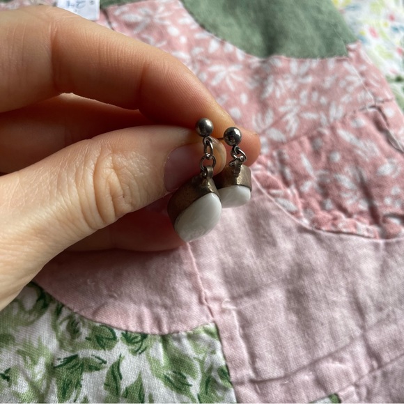 White Milk Stone Solid Leaf drop shape Post back Silver Earrings Boho Gypsy Chic - Picture 6 of 6